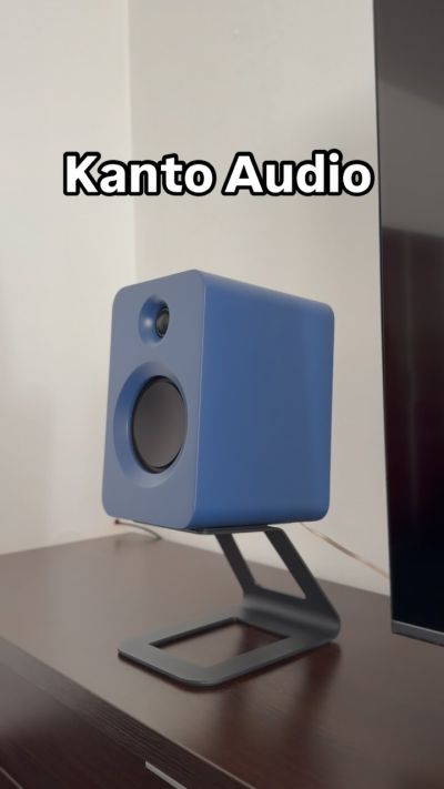 Zadovoljstvo nam je predstaviti Kanto Audio, kanadski brend specijaliziran za dizajn i proizvodnju visokokvalitetnih zvučnika i stalaka za zvučnike. Kanto nudi savršeni spoj suvremenog dizajna, napredne tehnologije i iznimnih performansi – idealno rješenje za entuzijaste, profesionalce i svakodnevne korisnike koji ne pristaju na kompromis kada je riječ o kvaliteti zvuka.Kod nas možete pronaći njihove modele aktivnih zvučnika REN, ORA i YU u raznim bojama i veličinama, a ako već imate pojačalo tu su i pasivni modeli Kanto YUP4 i YUP6. Svi modeli imaju moćan zvuk unatoč kompaktnim dimenzijama i idealan su izbor za radni stol, uz TV ili gramofon.

Kanto ima stolnu i podnu izvedbu stalaka za zvučnike koji osiguravaju optimalan kut i smanjenje neželjenih vibracija. Stalci dolaze u mnogo veličina tako da su kompatibilni s većinom zvučnika a ne samo s Kanto modelima.

Pogledajte sve dostupne modele Kanto zvučnika i stalaka na linku:

https://hd-multimedia.com/kat_p/proizvodaci/kanto-proizvodaci/

Ako imate dodatna pitanja ili želite poslušati neke od novih modela u našem izložbenom prostoru u Zagrebu, slobodno nam se javite na hdmhdinfo.hr ili na 0998060160.

hd-multimedia.com